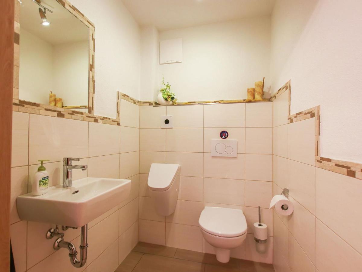 Cosy Holiday Flat In A Farmhouse Taxenbach Ruang foto