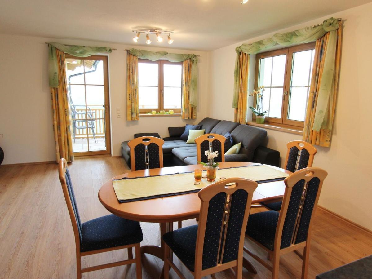 Cosy Holiday Flat In A Farmhouse Taxenbach Ruang foto