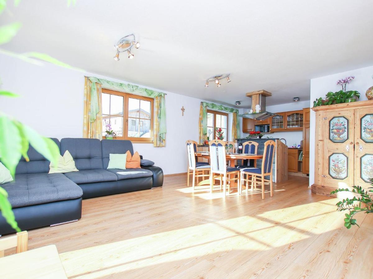 Cosy Holiday Flat In A Farmhouse Taxenbach Bagian luar foto