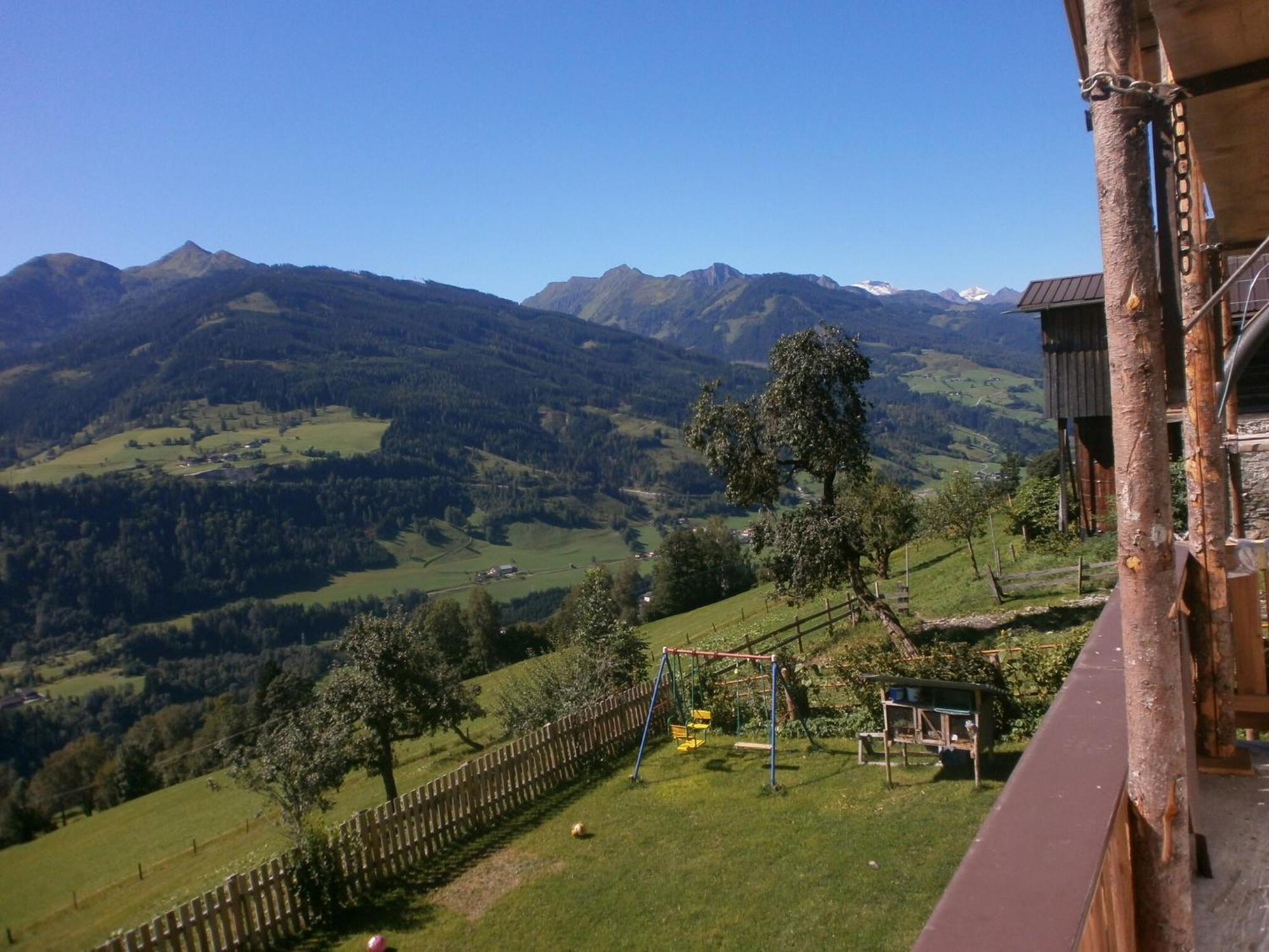 Cosy Holiday Flat In A Farmhouse Taxenbach Bagian luar foto